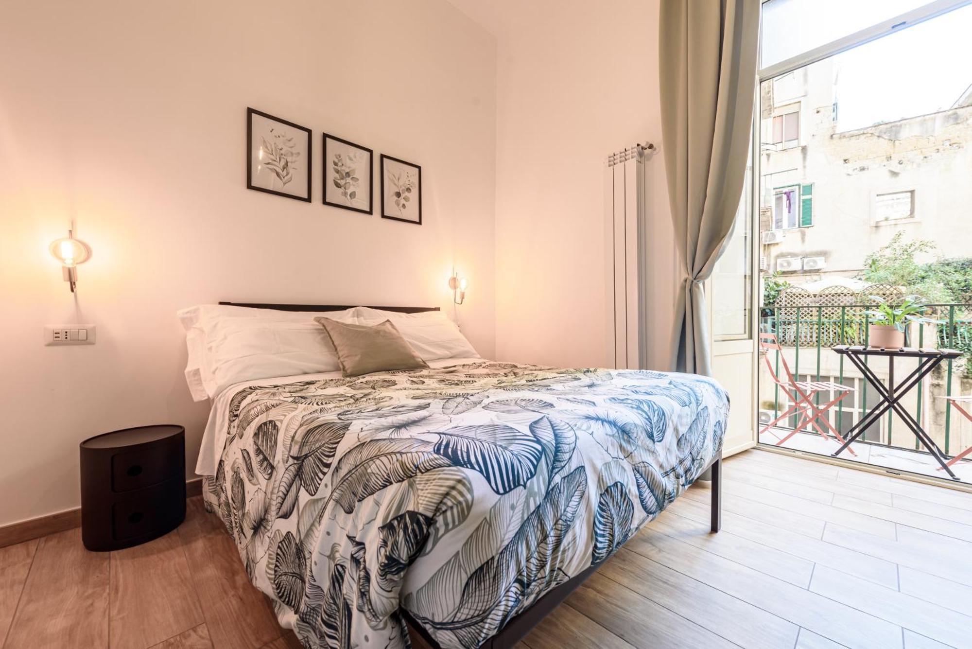 Ecosuite Spaccanapoli ภายนอก รูปภาพ