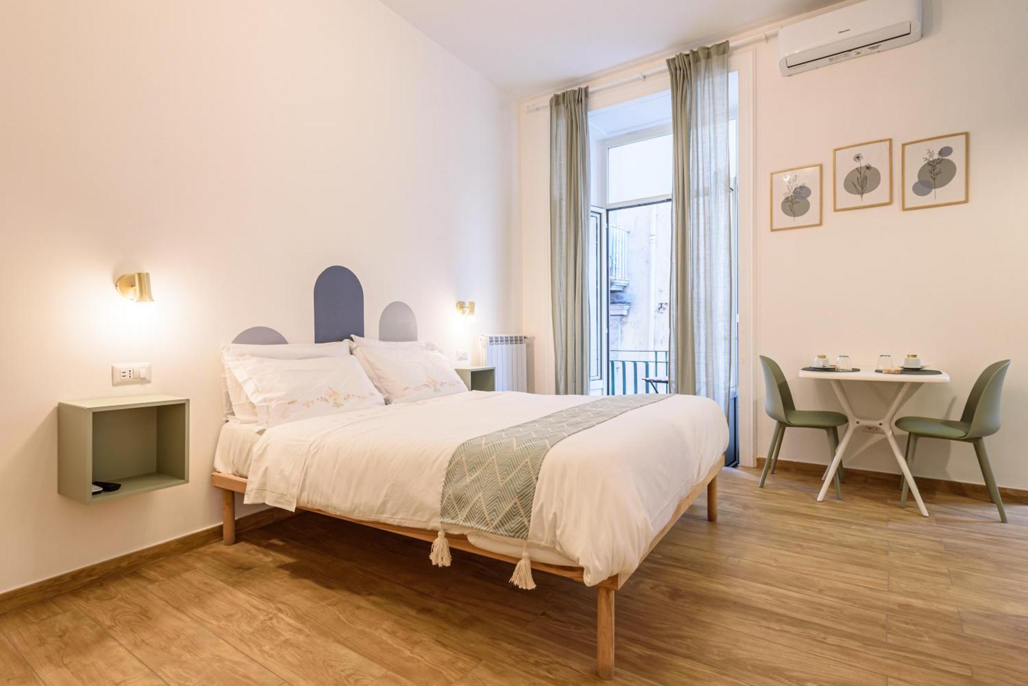 Ecosuite Spaccanapoli ภายนอก รูปภาพ