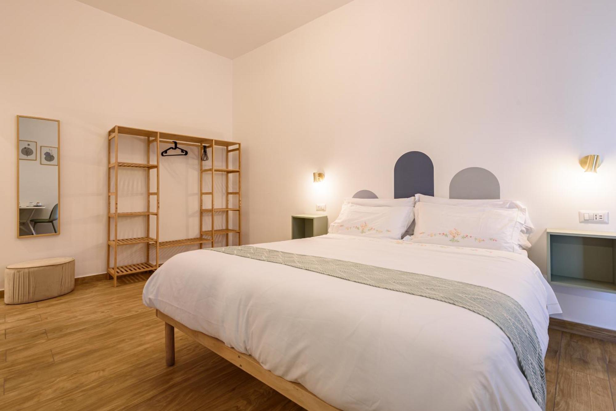 Ecosuite Spaccanapoli ภายนอก รูปภาพ