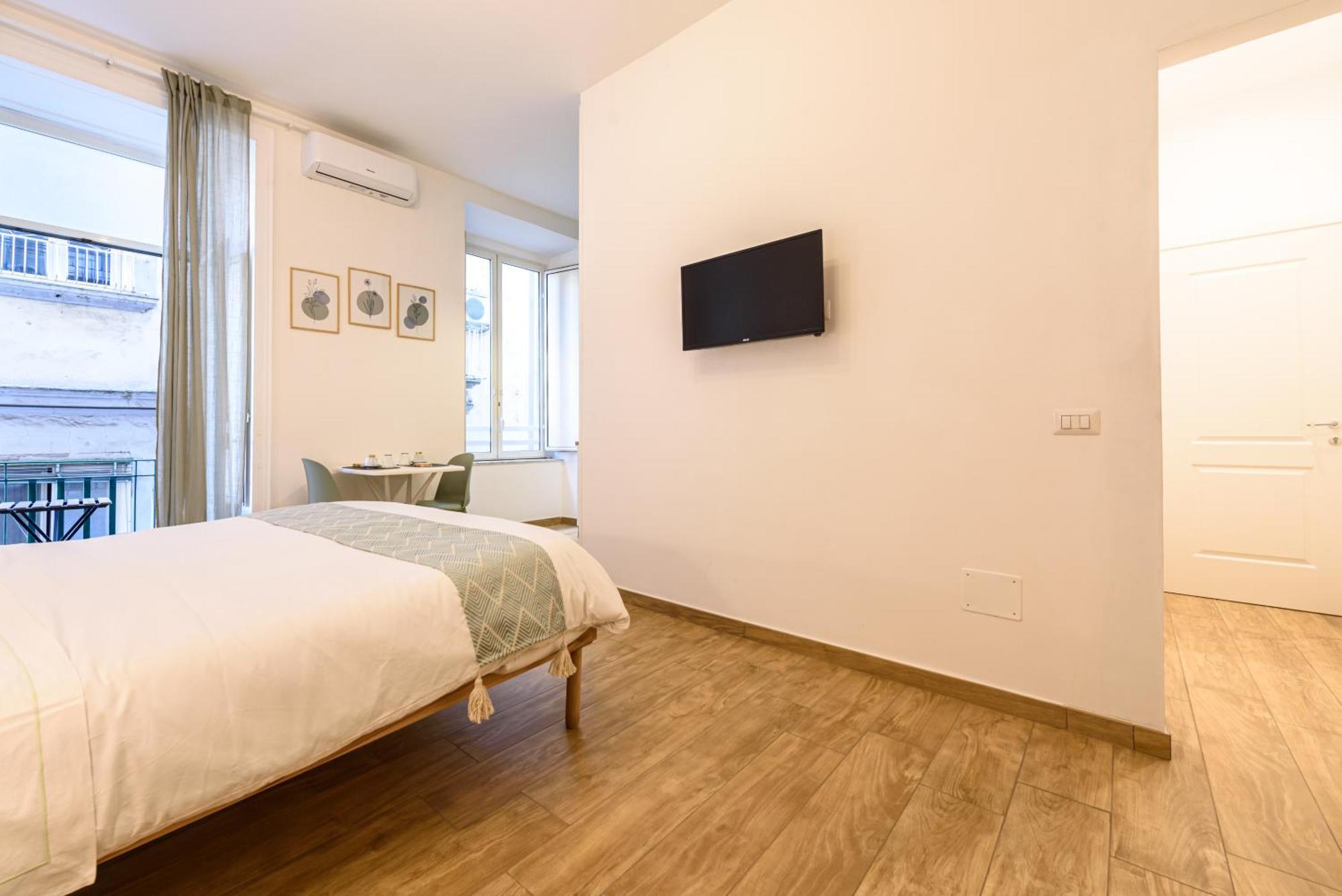 Ecosuite Spaccanapoli ภายนอก รูปภาพ