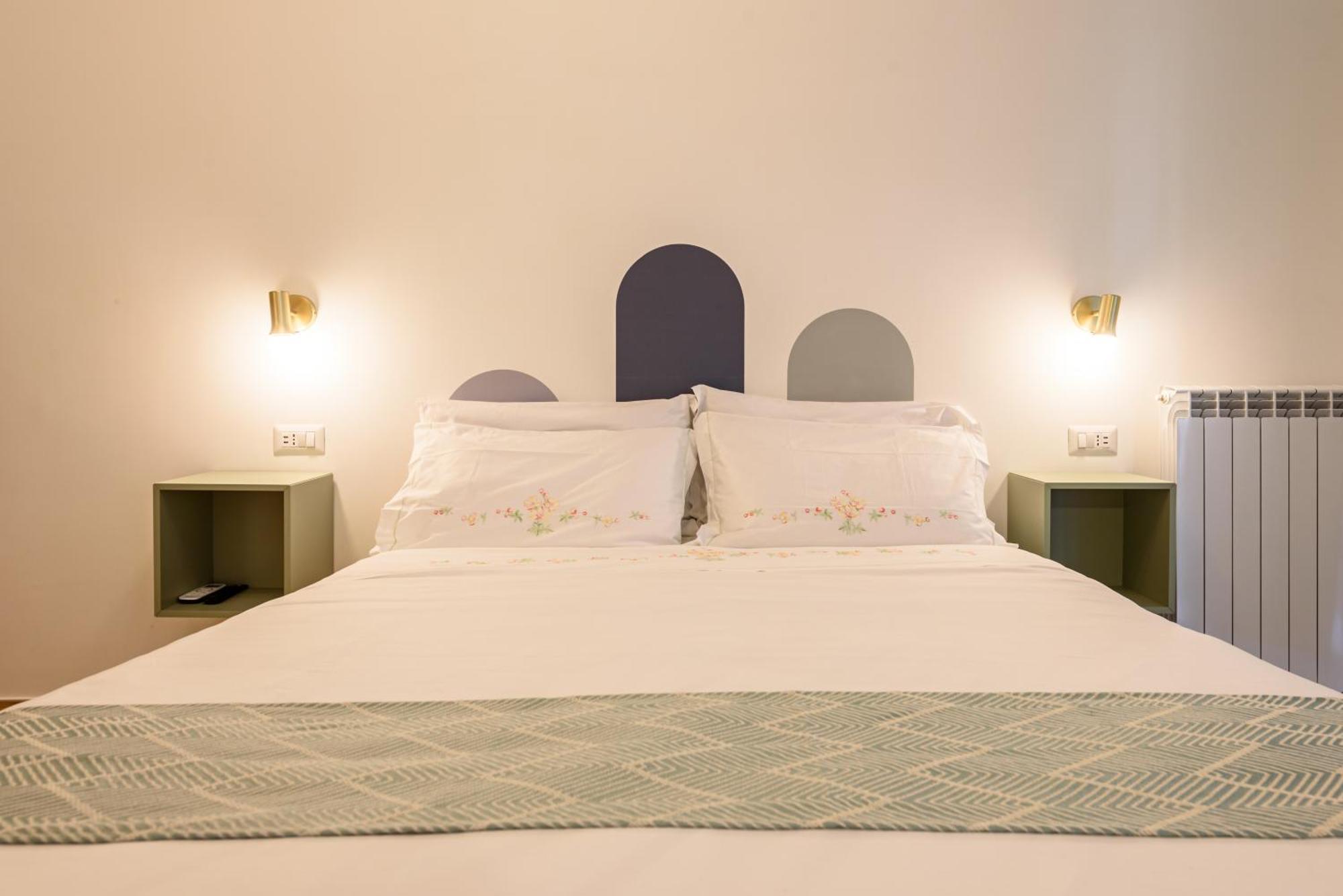 Ecosuite Spaccanapoli ภายนอก รูปภาพ
